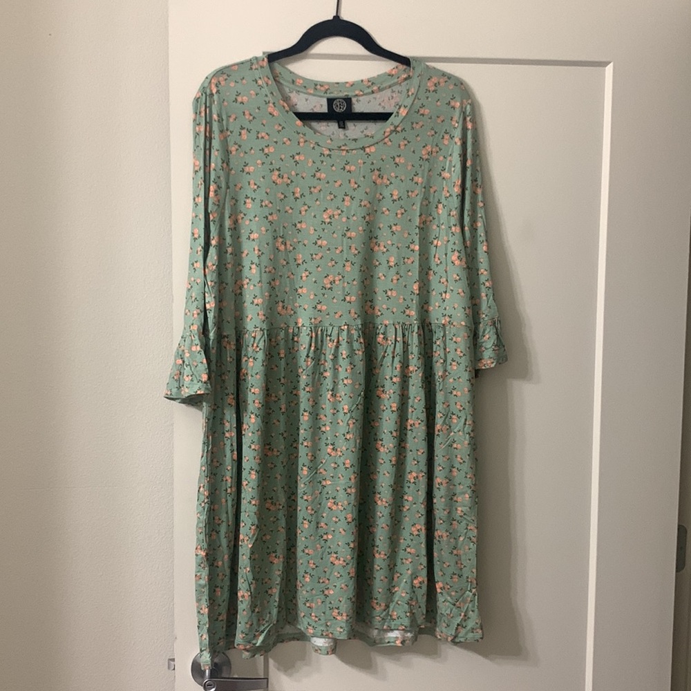 Floral Print Ruffle Sleeve Babydoll Dress - Picture 2 of 4